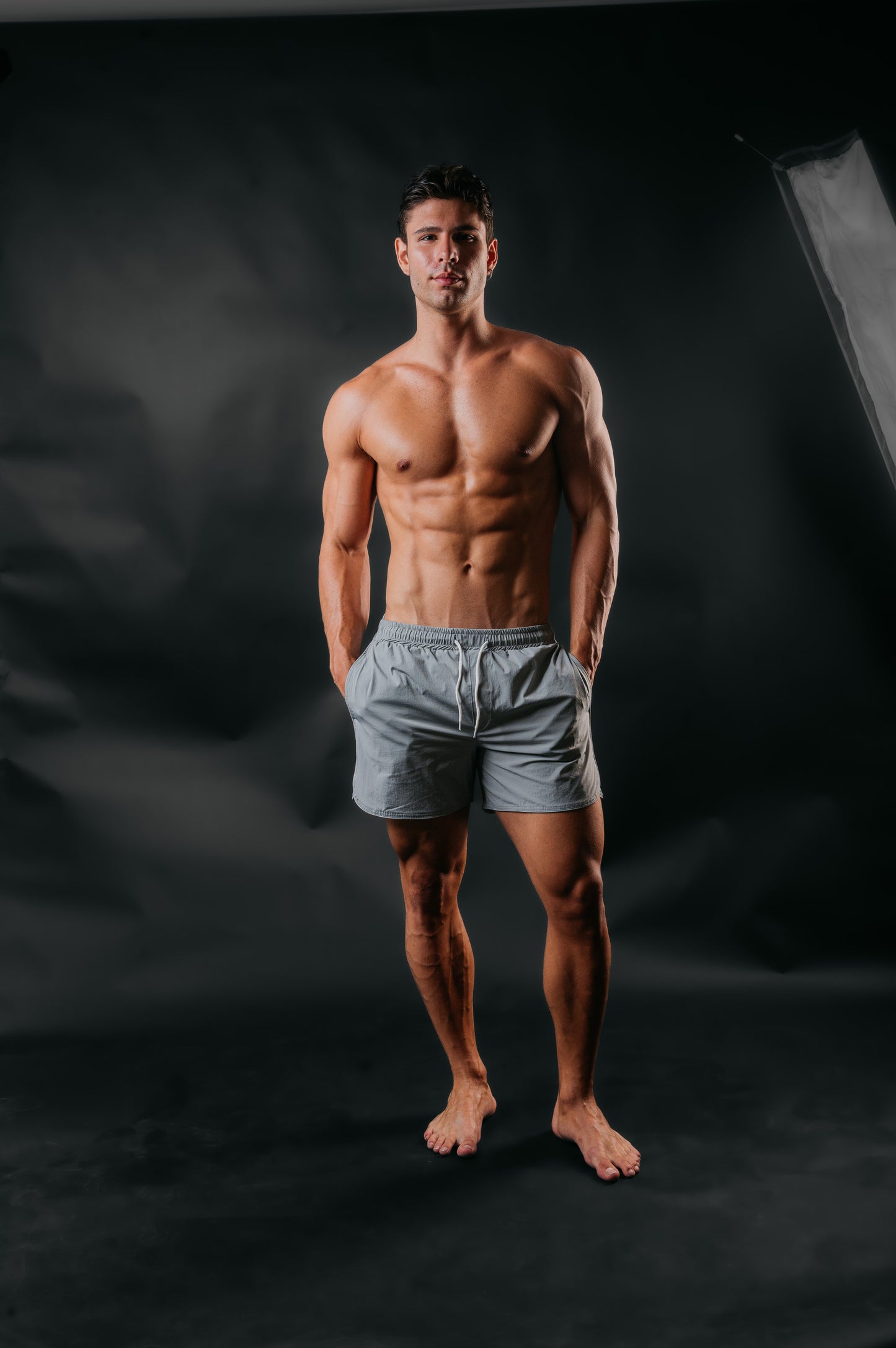 Grey functional short