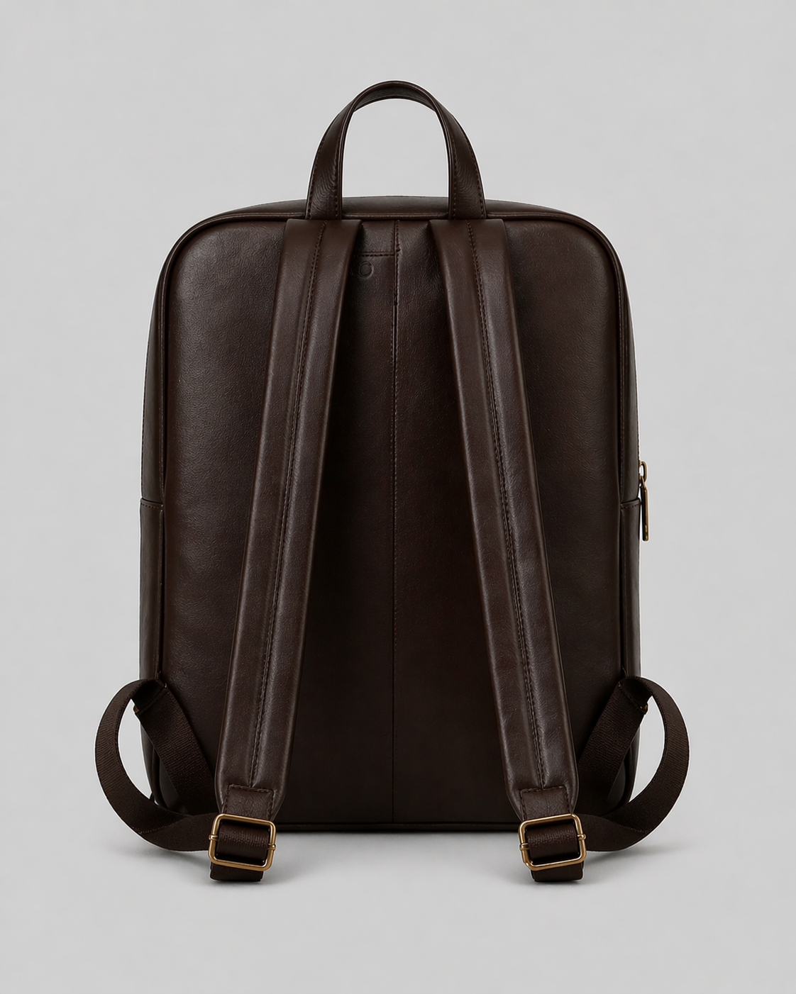Brown traveler back bag