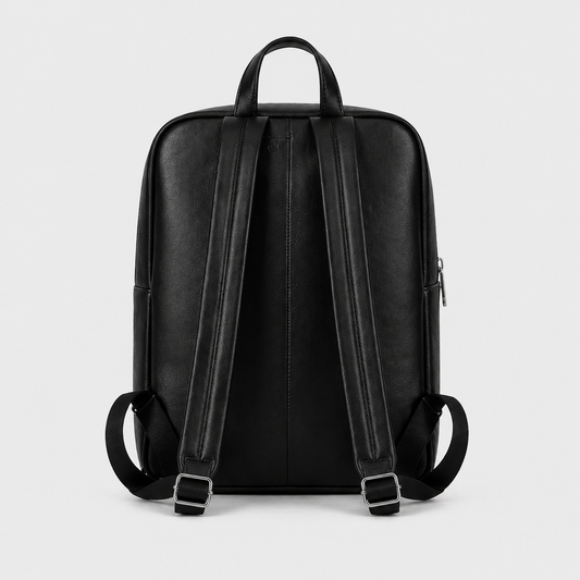 Black traveler back bag